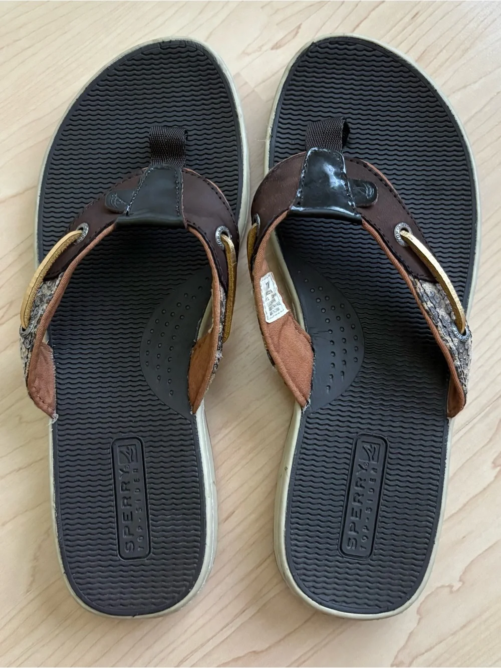 Sperry Leather Flip Flops Sandals Size 7 M